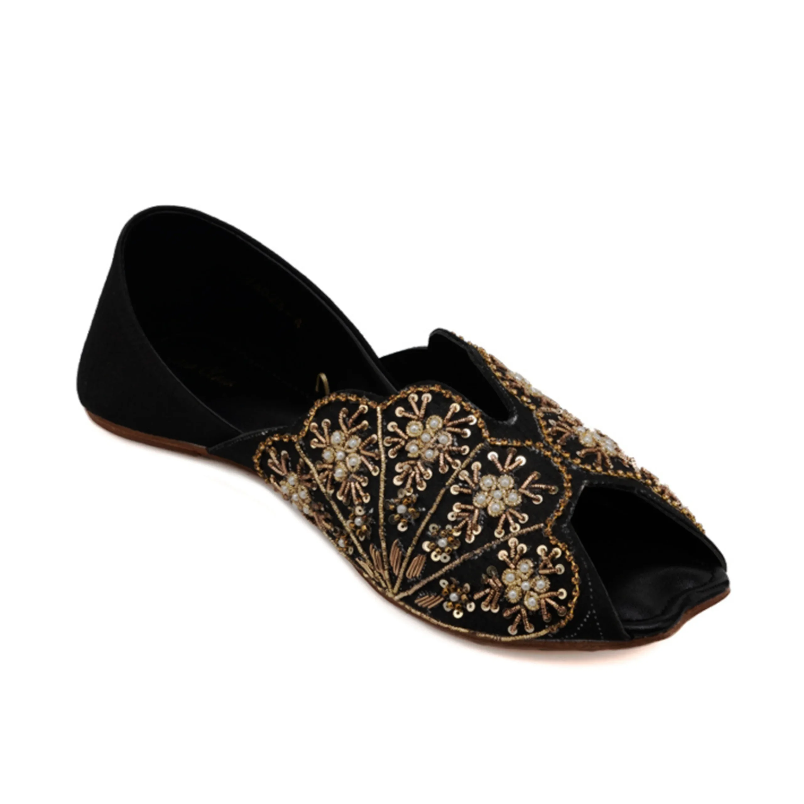 Bay Ladies Juti Closed Flat Bay Ladies Juti Closed