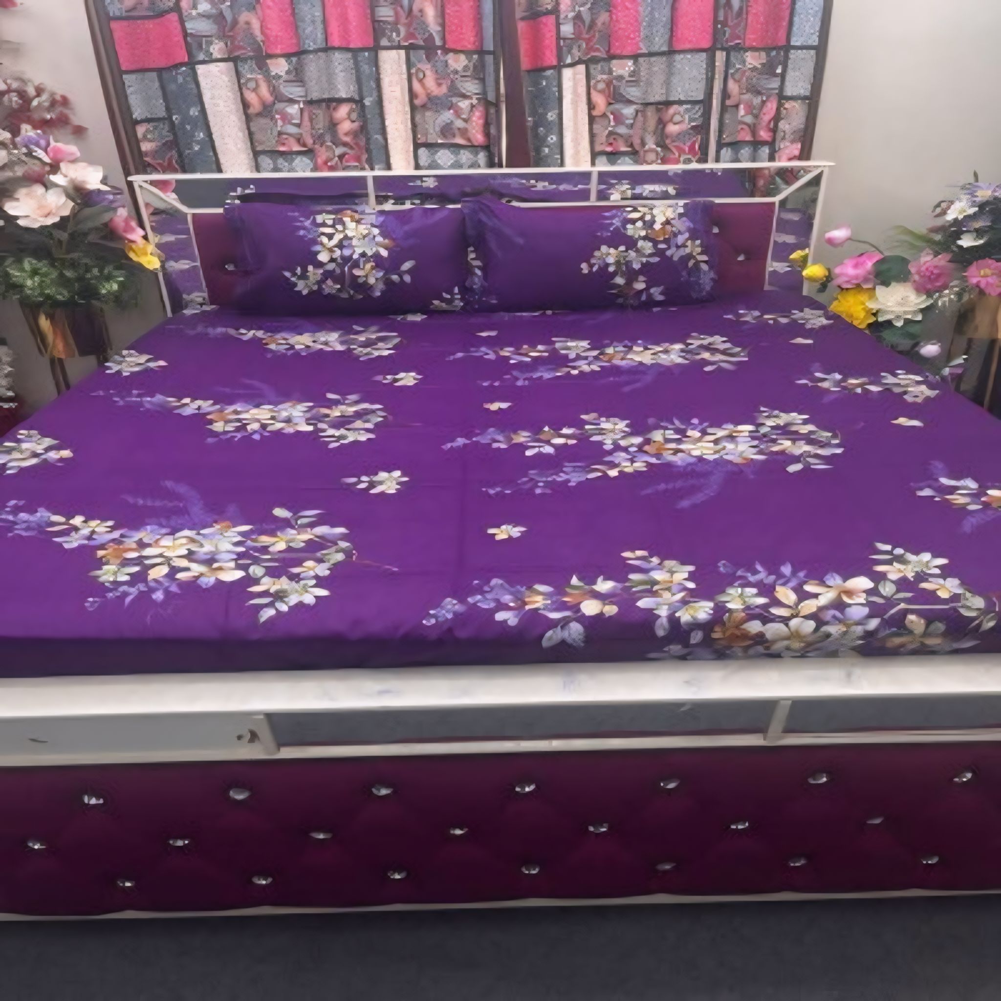 Double King Size Cotton Febric Multicolor Print 7.5 By 8.5 Feet 2L Bedsheet Set With Two Pillow Covers online store