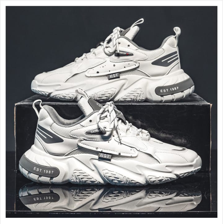 Summer Shoes Men's Trendy Middle School Student Sneakers Versatile plus Size45Hollow-out casual shoes46National Tide Dad Shoes47 online store