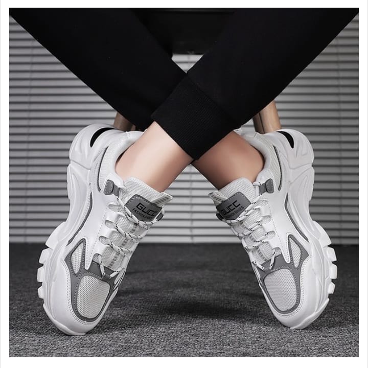 Summer Shoes Men's Trendy Middle School Student Sneakers Versatile plus Size45Hollow-out casual shoes46National Tide Dad Shoes47 online store